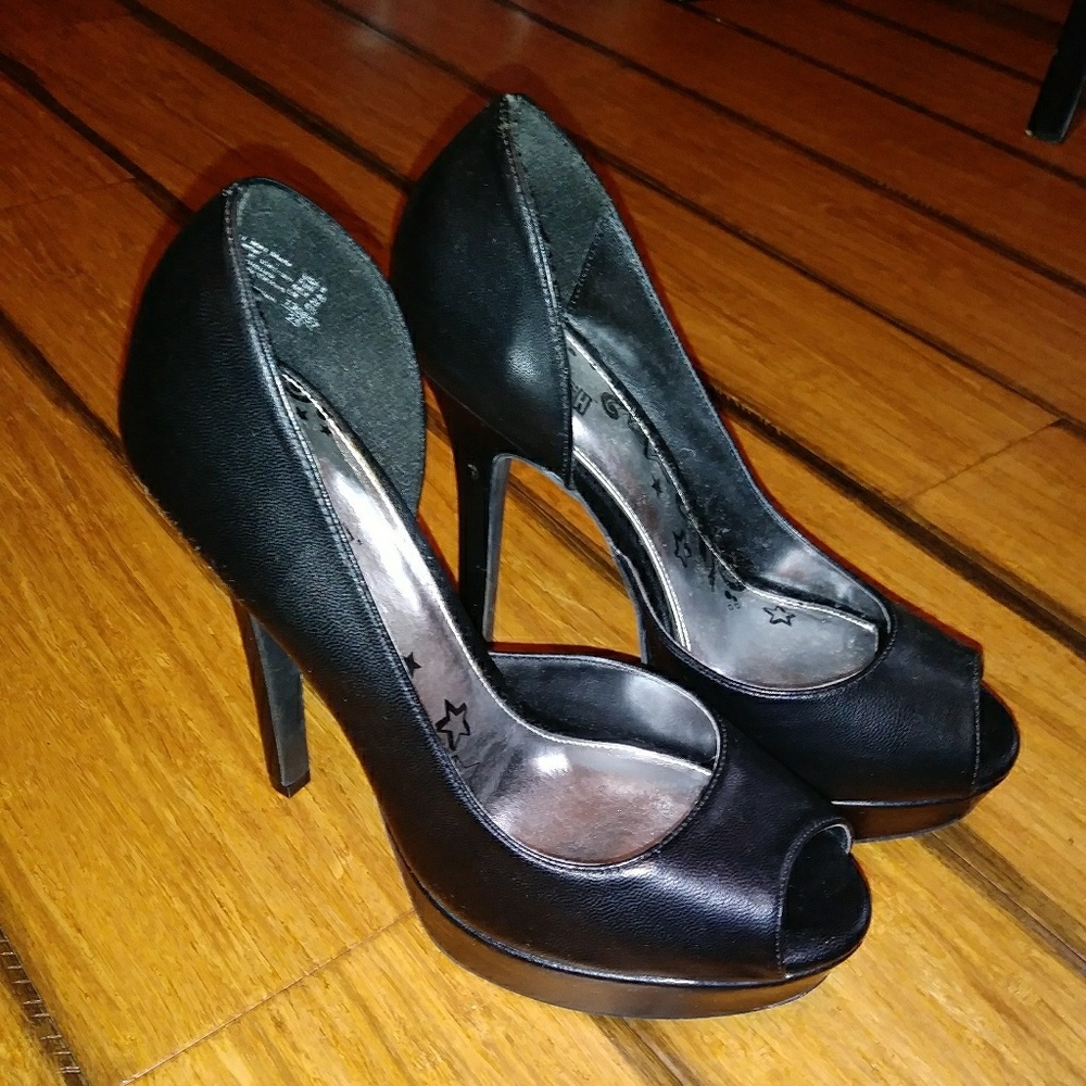 Size 8 Brash Brand High Heels